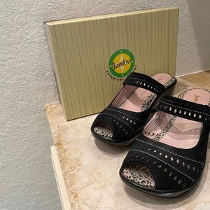 Jambu Shoes